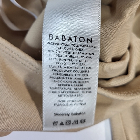 Aritzia Babaton Long Sleeve Square Neck Bodysuit - Picture 8 of 9